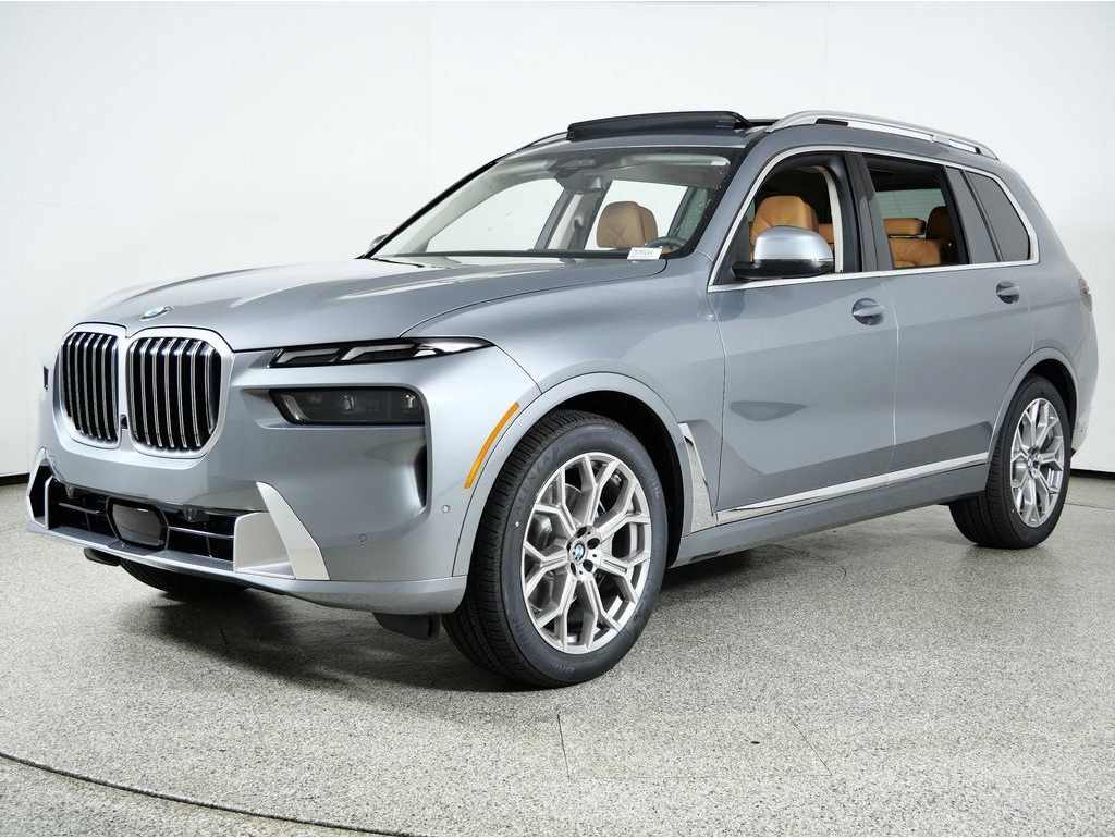 2026 BMW X7 40i's photo