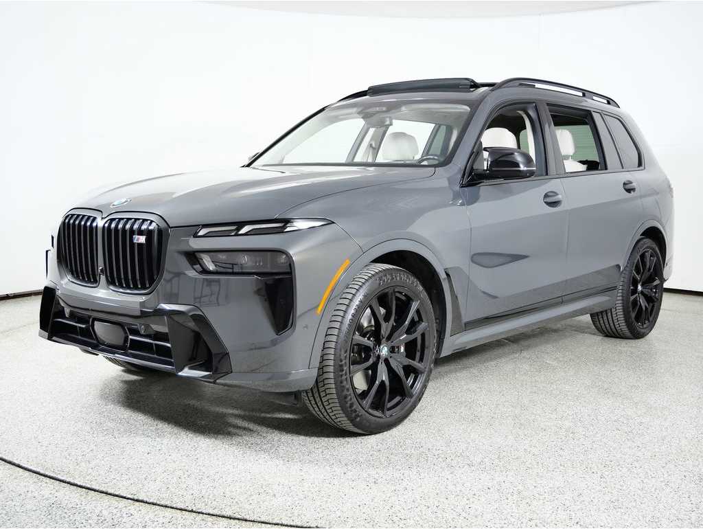 2023 BMW X7 M60i's photo