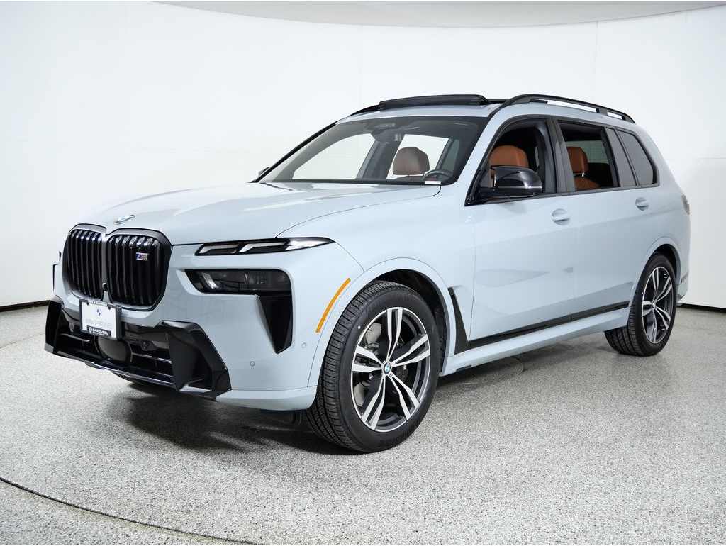 2025 BMW X7 M60i's photo