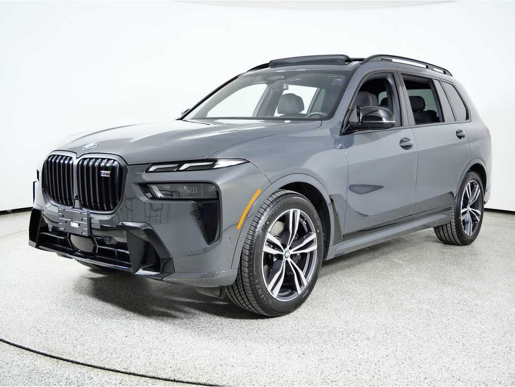 2024 BMW X7 M60i's photo