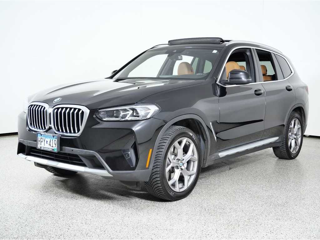 2022 BMW X3 30i's photo