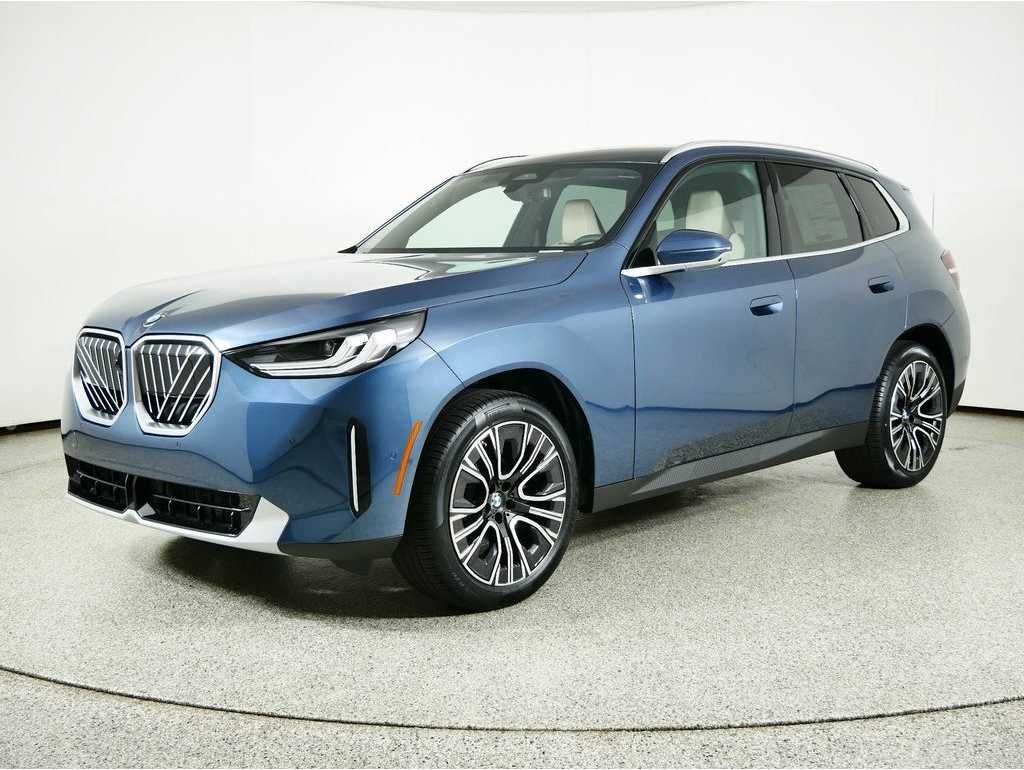 2025 BMW X3 30's photo