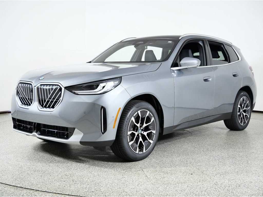 2026 BMW X3 30's photo