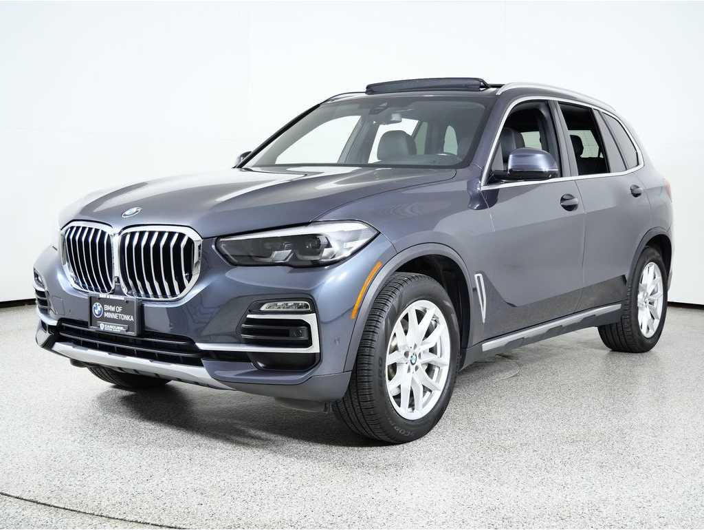 2020 BMW X5 40i's photo