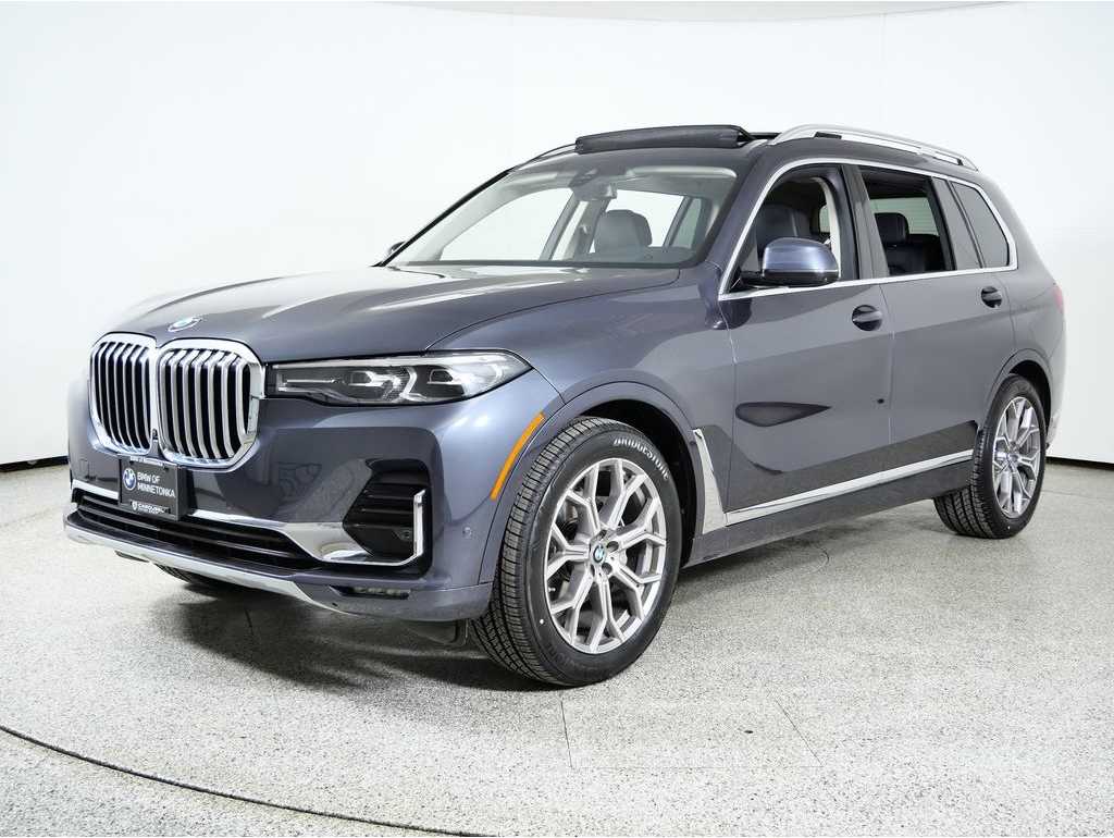 2022 BMW X7 Base's photo