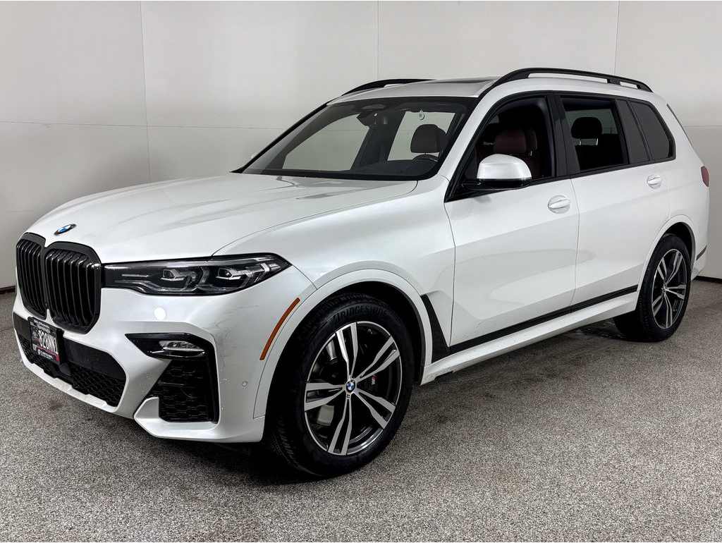 2022 BMW X7 40i's photo