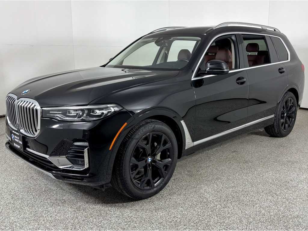 2020 BMW X7 40i's photo