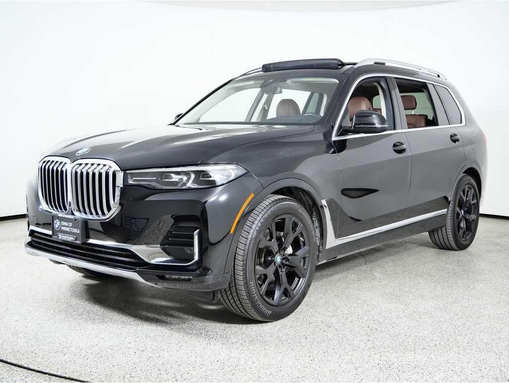 2020 BMW X7 40i's photo