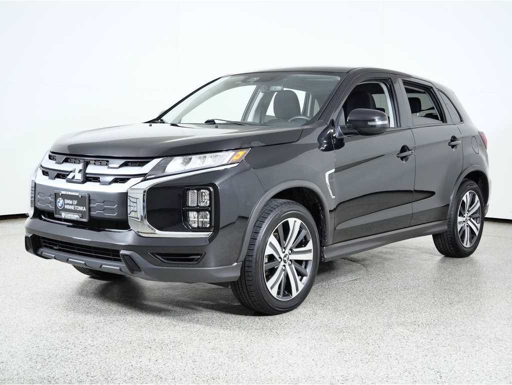 2020 Mitsubishi Outlander Sport SE's photo