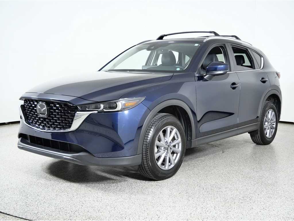 2022 Mazda CX-5 S Select Package's photo
