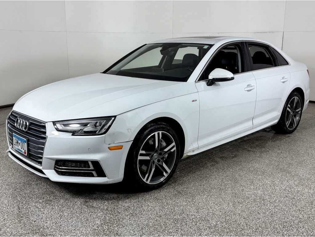 2017 Audi A4 Premium Plus's photo