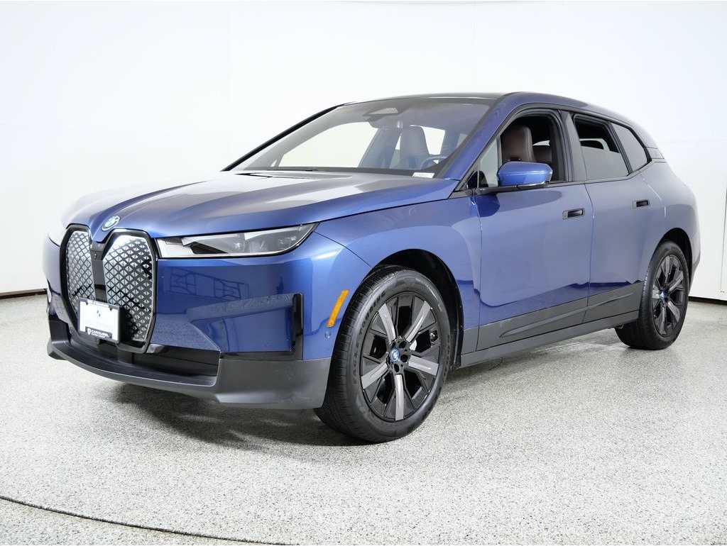 2025 BMW iX 50's photo