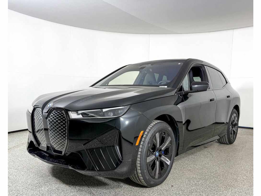 2025 BMW iX 50's photo