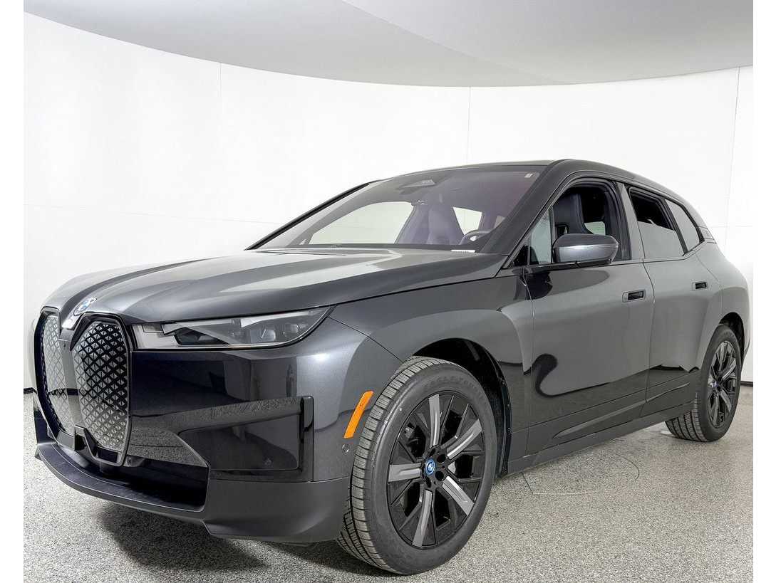 2025 BMW iX 50's photo