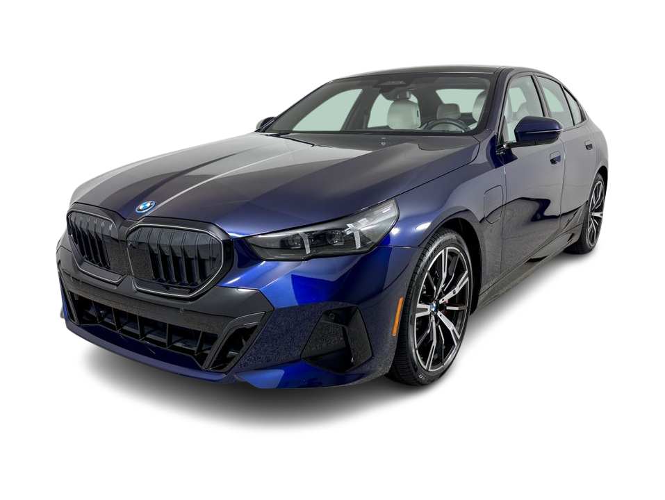 Thumbnail: 2026 BMW 5 Series - 1