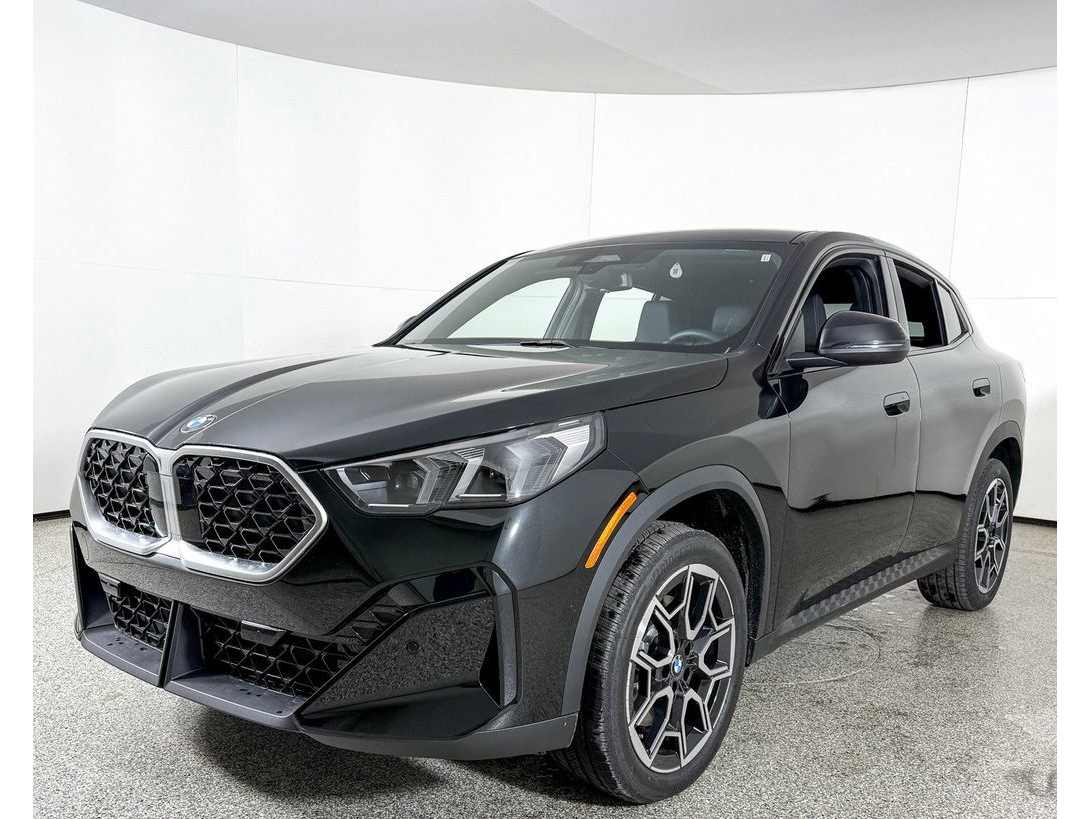 2025 BMW X2 28i