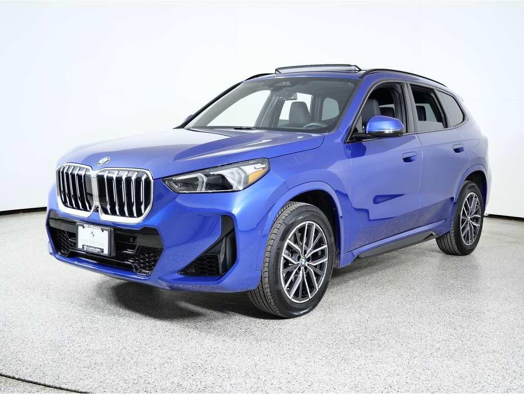 2023 BMW X1 28i's photo
