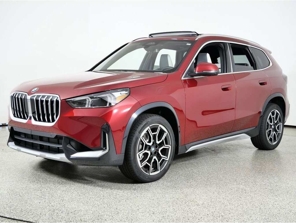 2026 BMW X1 28i's photo