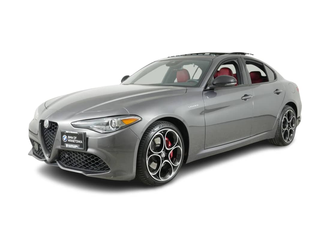 2022 Alfa Romeo Giulia Ti -
                Wayzata, MN