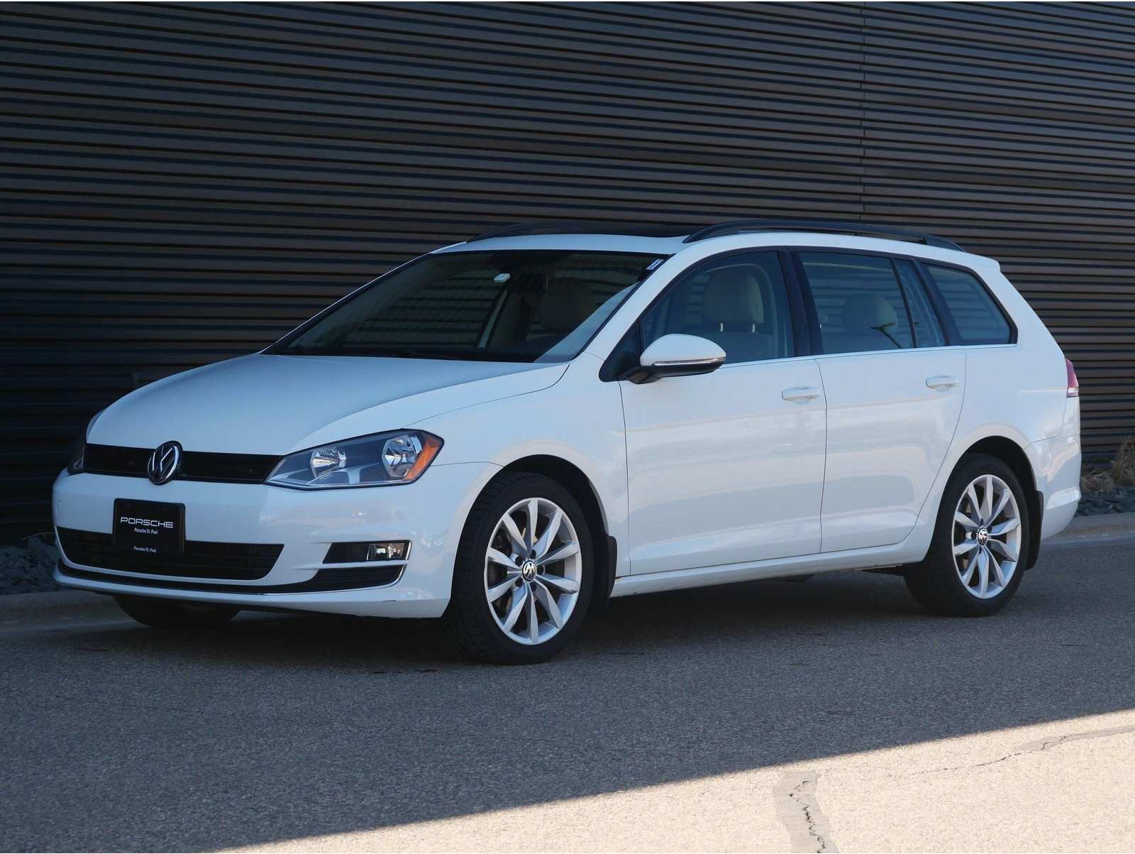 2017 Volkswagen Golf SportWagen SE