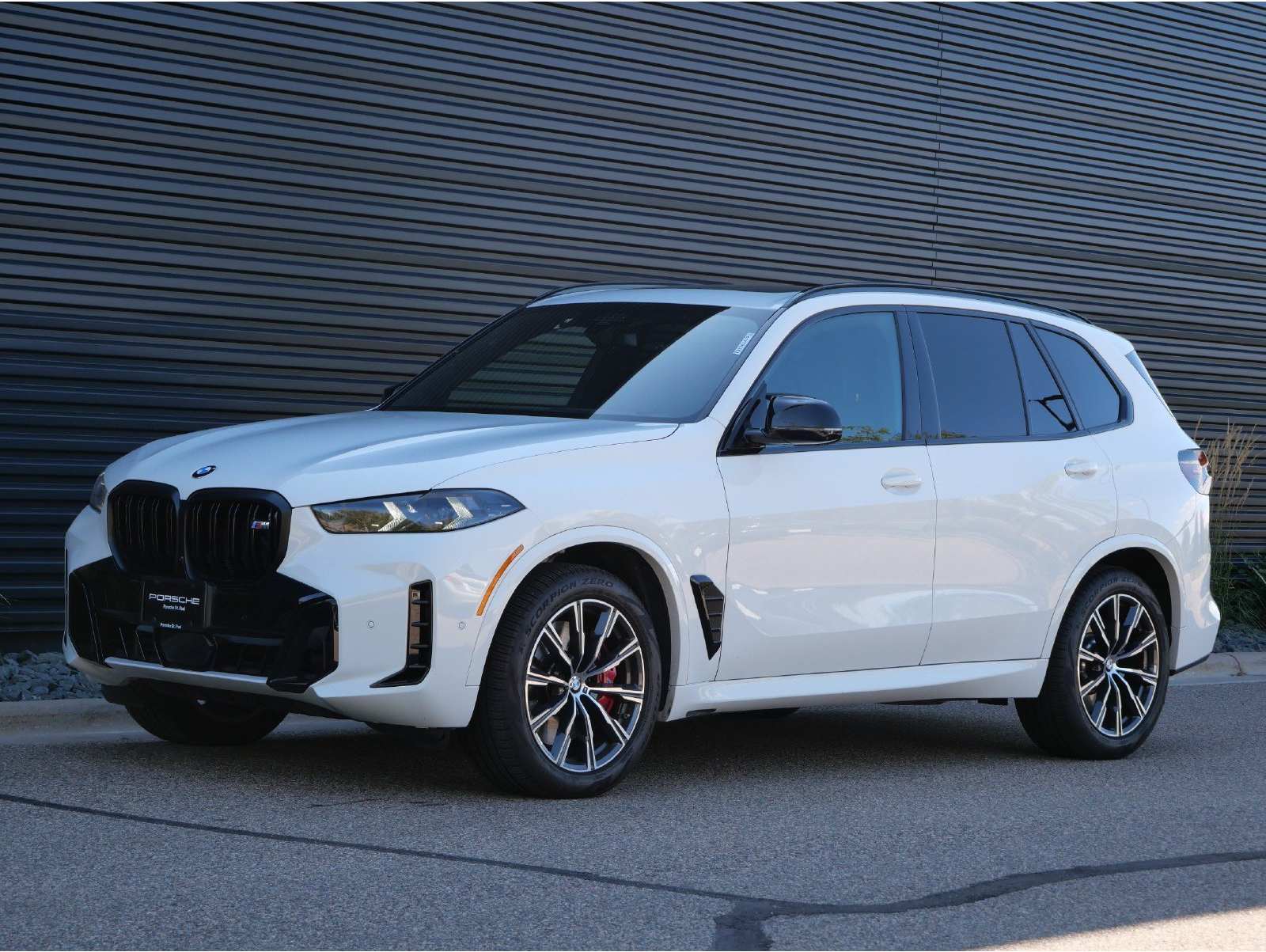 2026 BMW X5 M60i