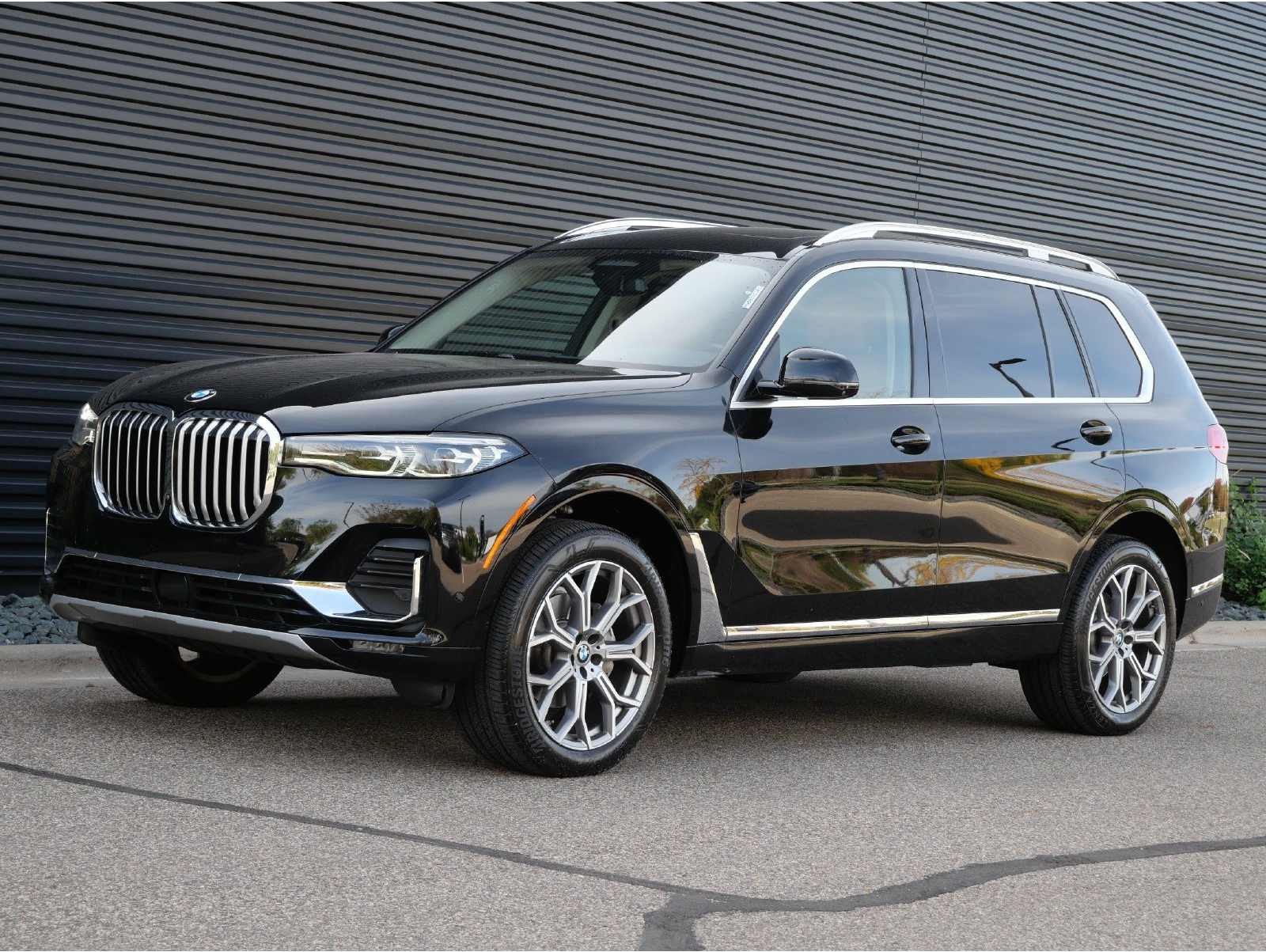 2021 BMW X7 40i