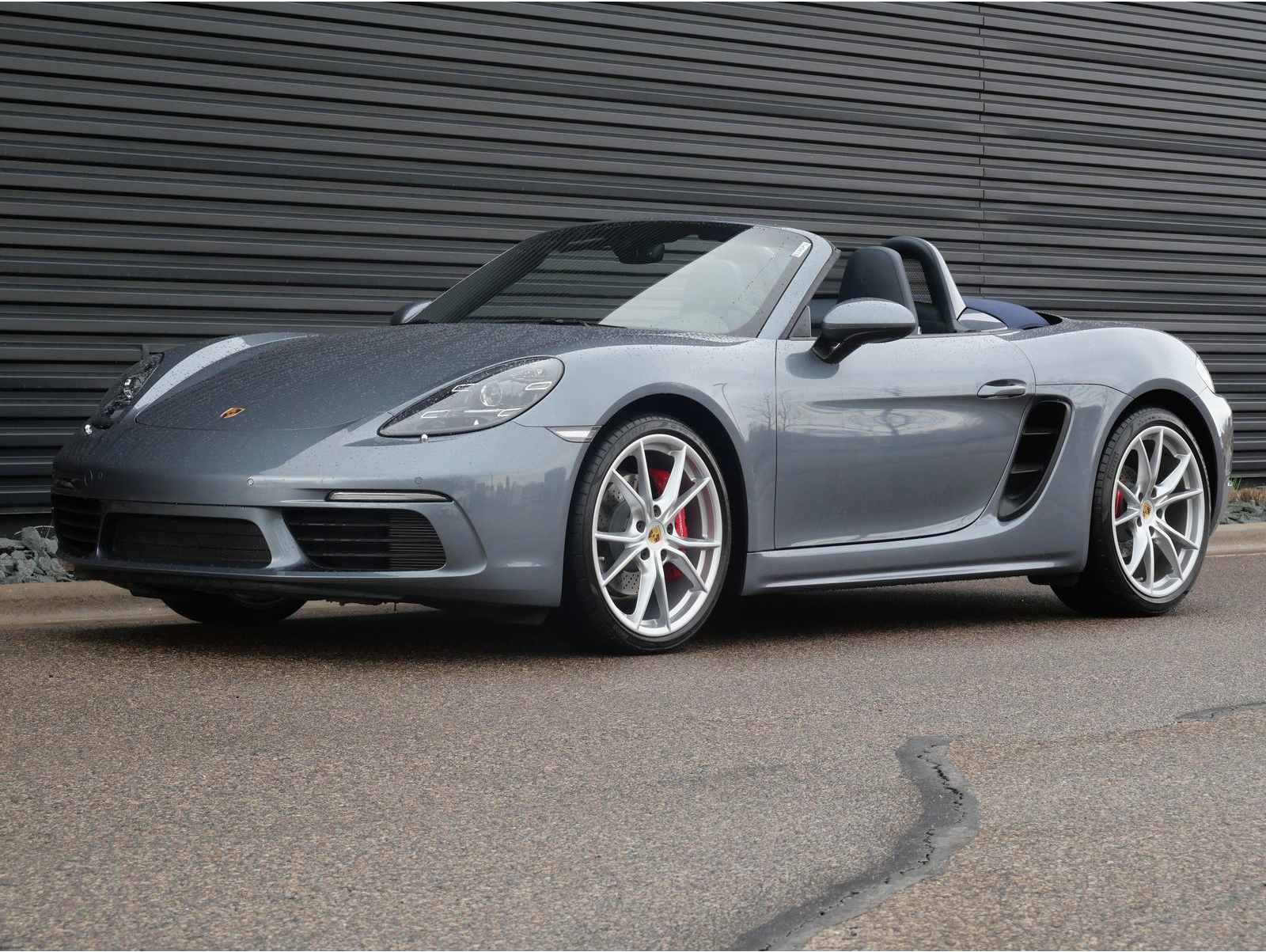 2025 Porsche 718 S