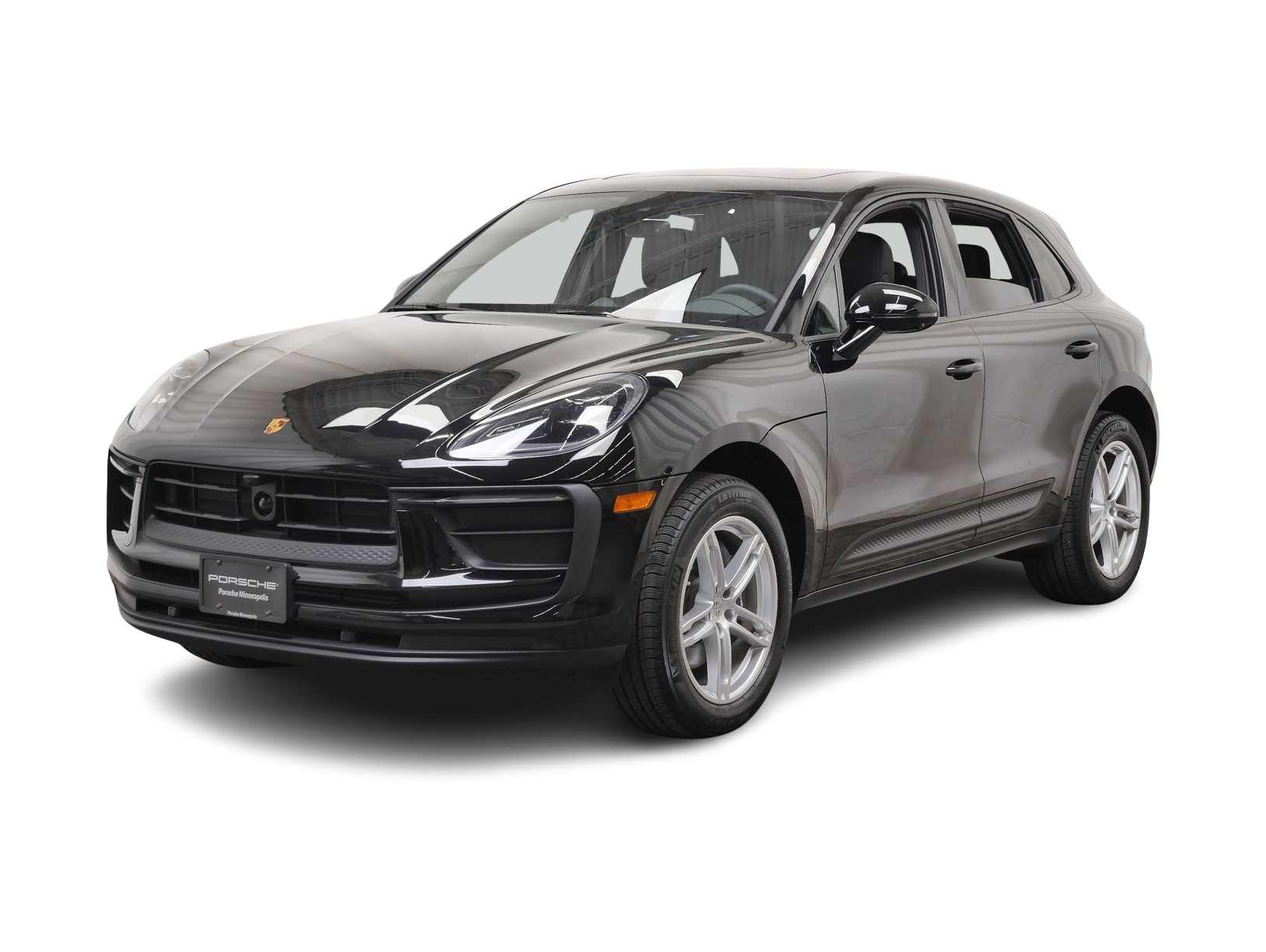 Thumbnail: 2025 Porsche Macan - 1