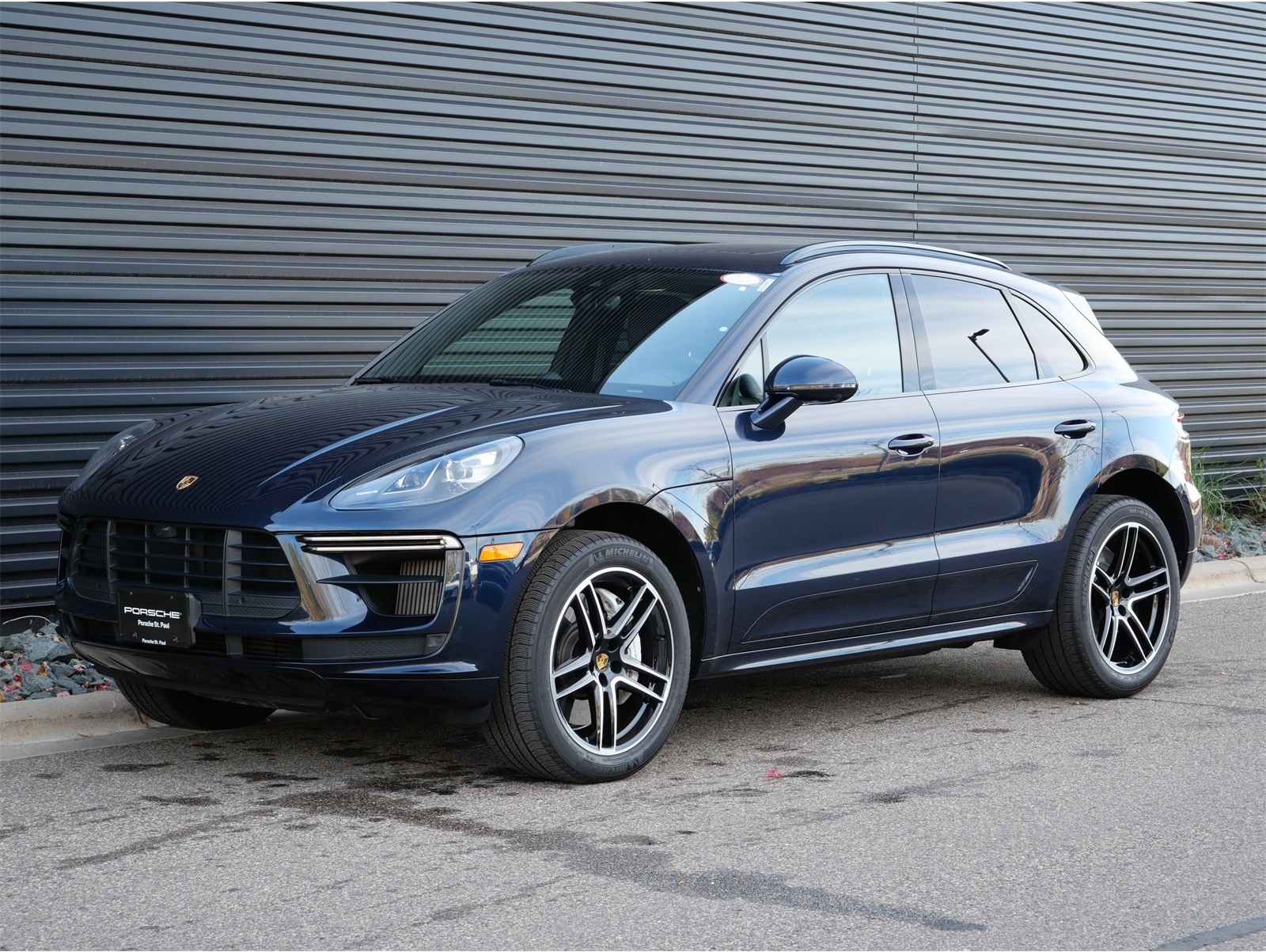 2021 Porsche Macan Turbo