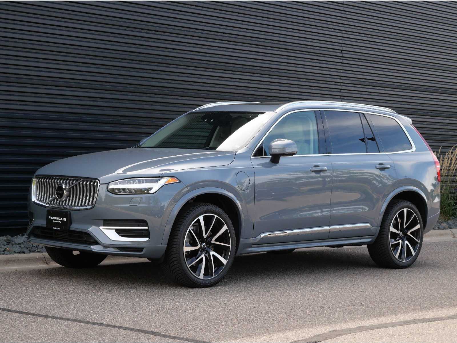 2022 Volvo XC90