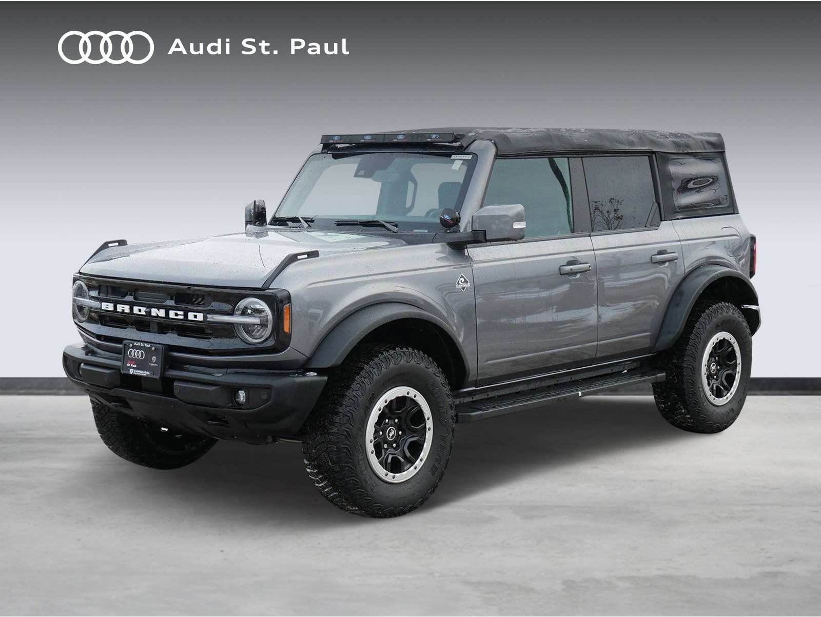 2022 Ford Bronco 4-Door Outer Banks's photo