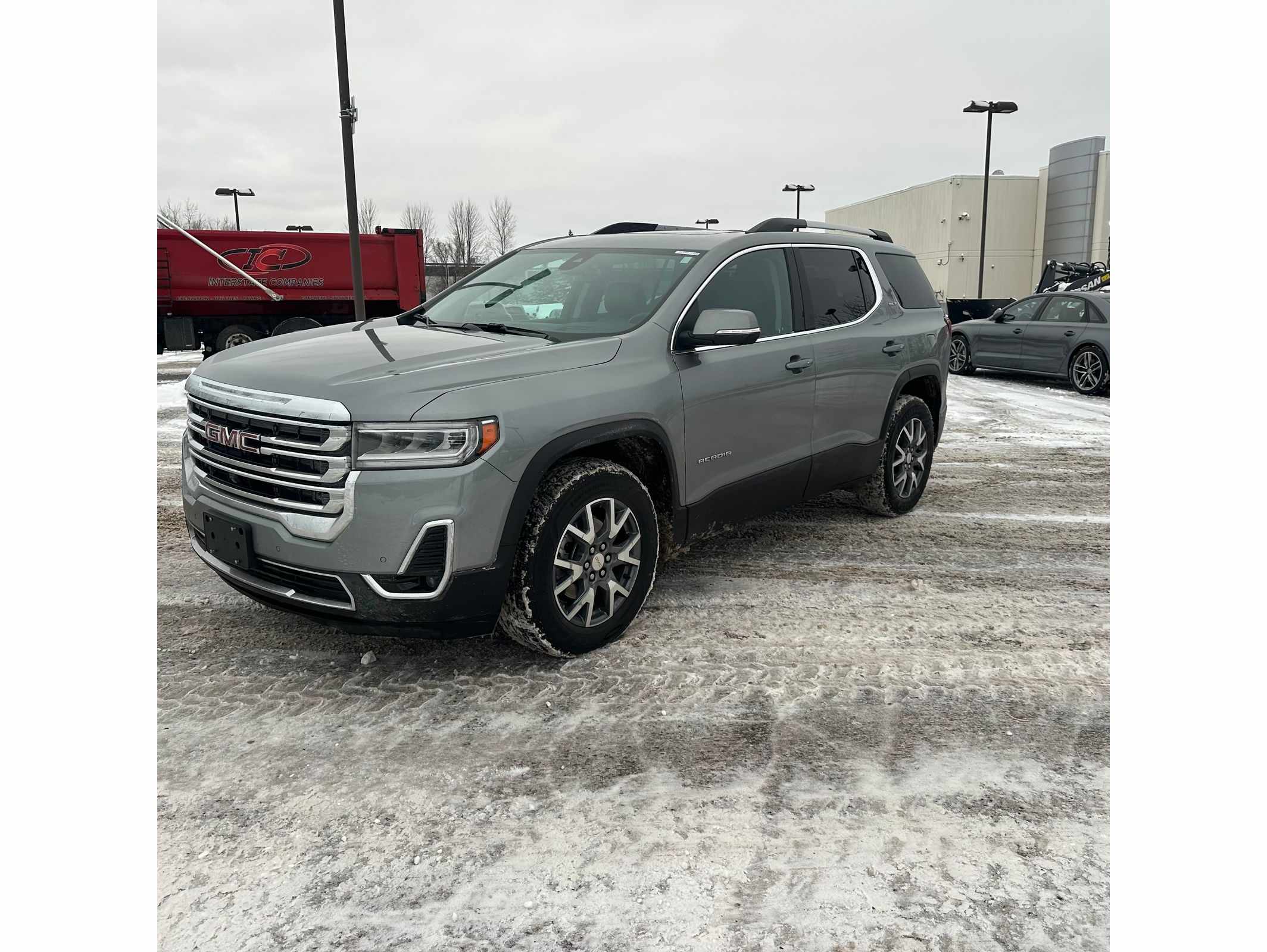 2023 GMC Acadia SLT's photo