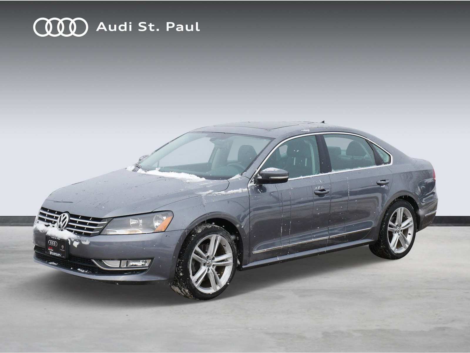 2015 Volkswagen Passat SEL Premium's photo