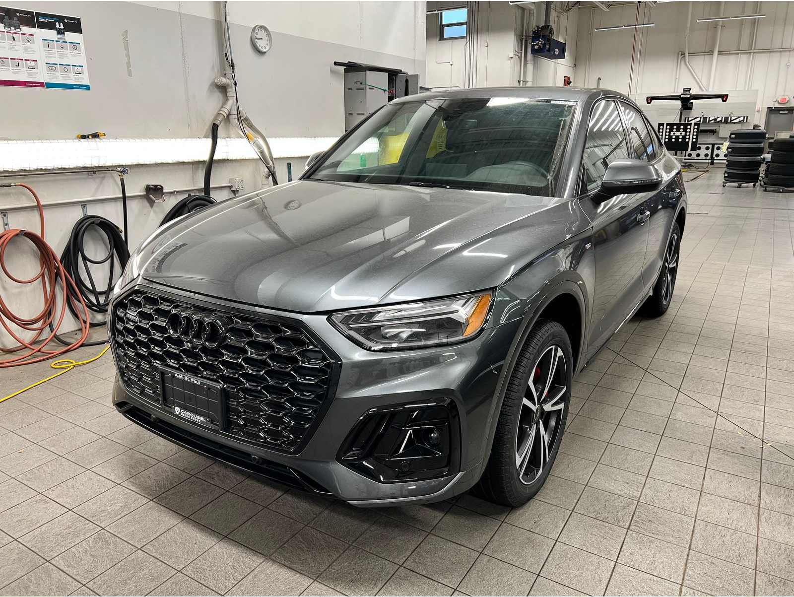 2025 Audi Q5 Sportback Premium Plus's photo