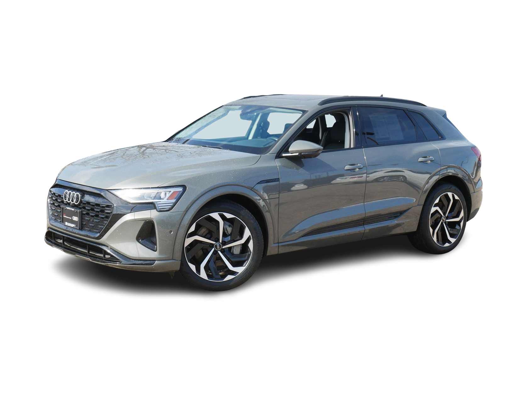 Thumbnail: 2024 Audi Q8 e-tron - 1