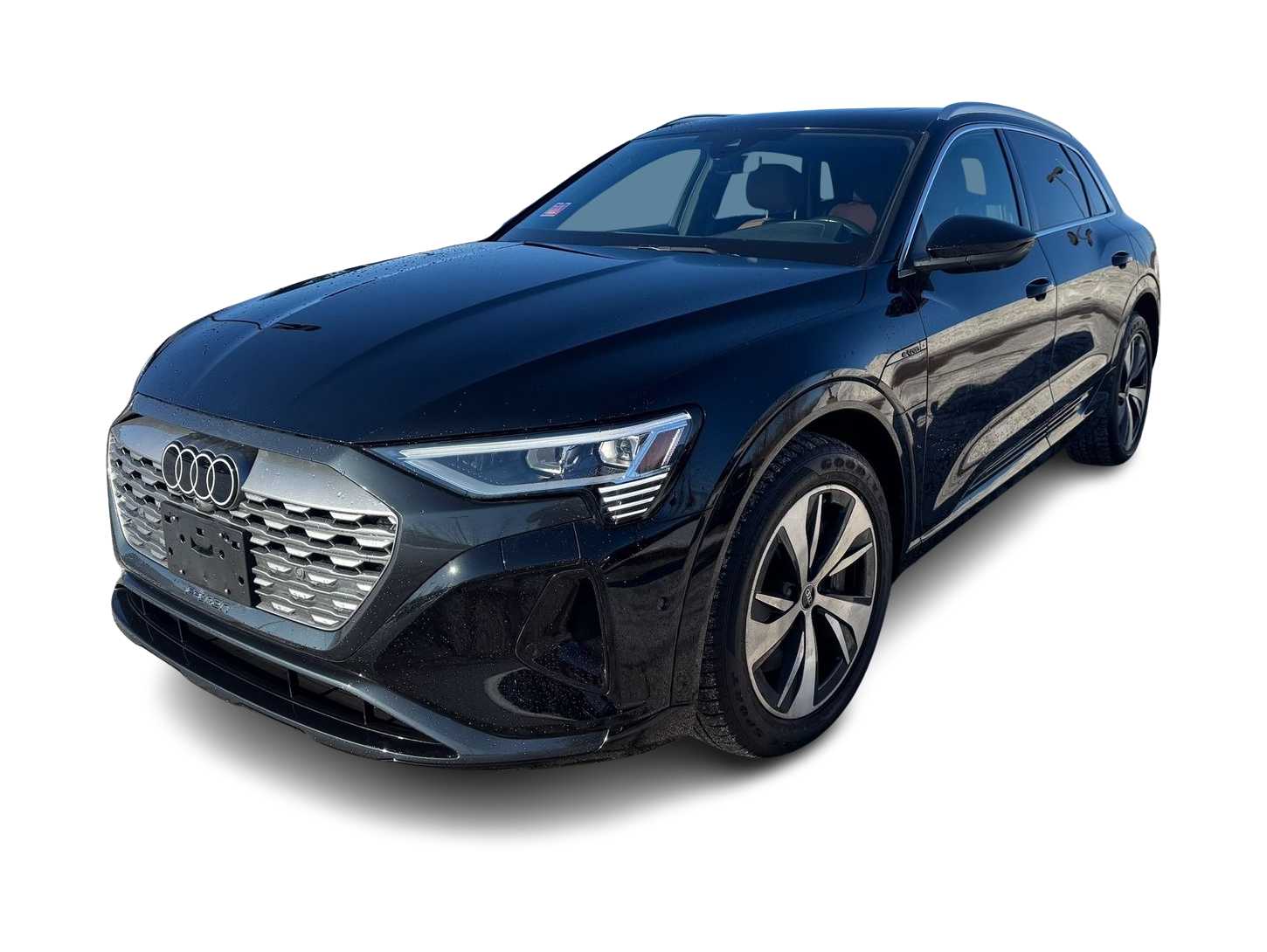 Thumbnail: 2024 Audi Q8 e-tron - 1