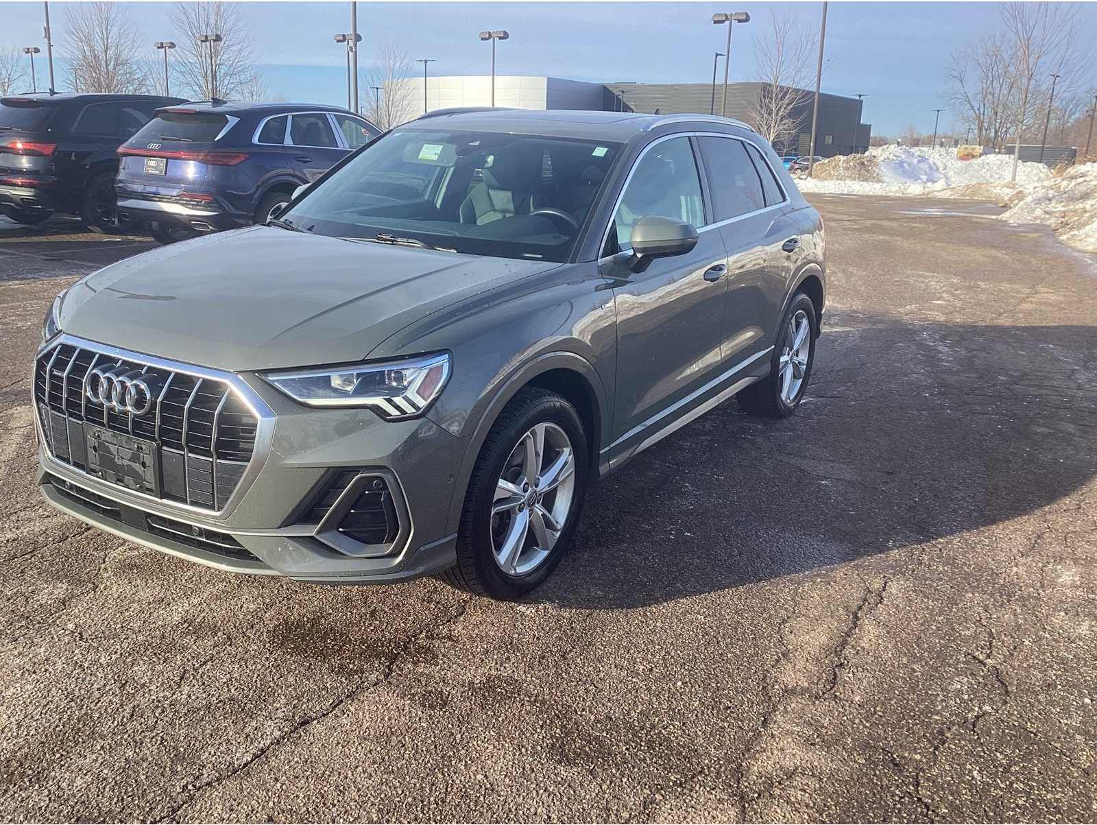 2019 Audi Q3 S Line Premium's photo