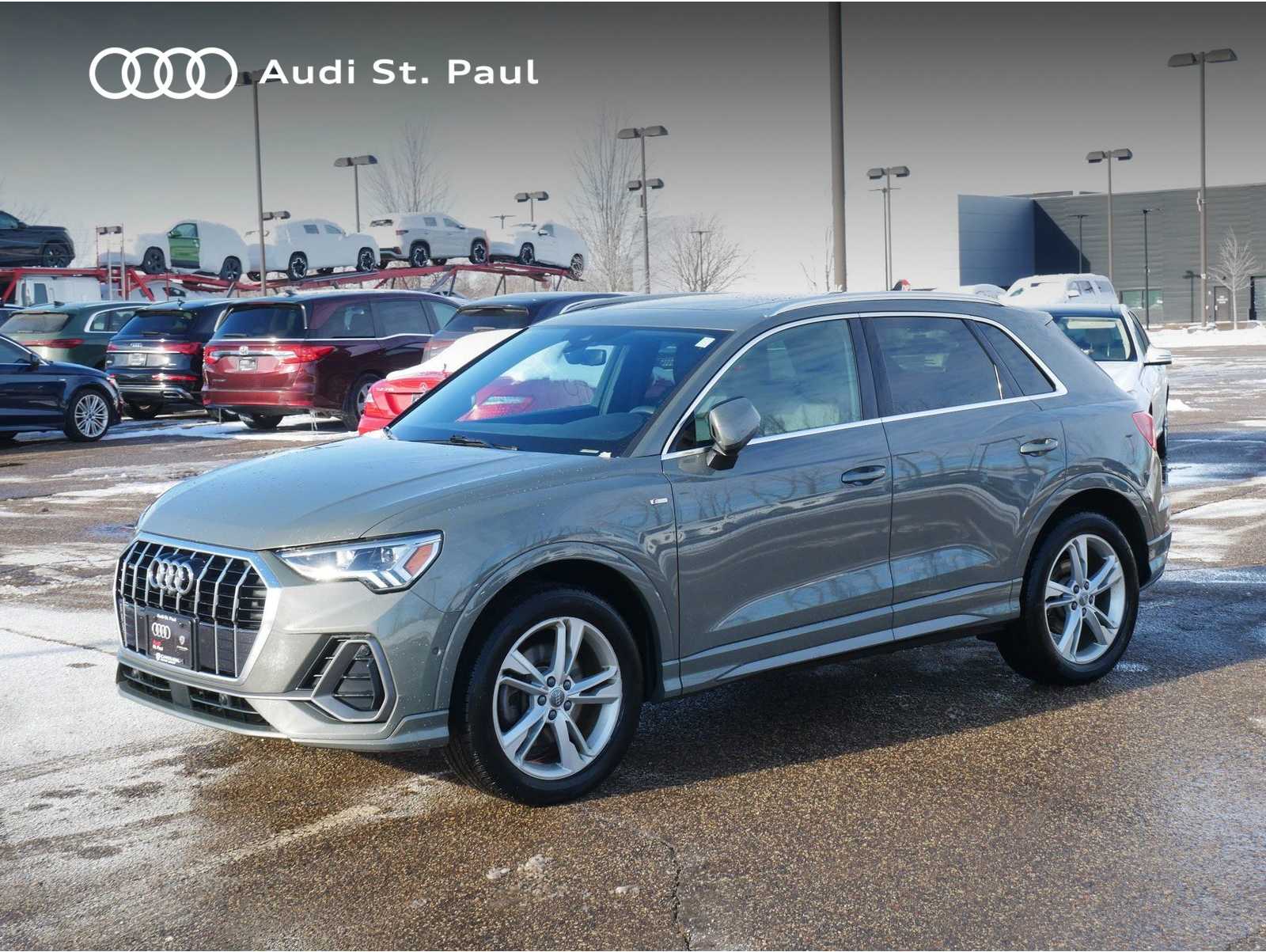2019 Audi Q3 S Line Premium's photo