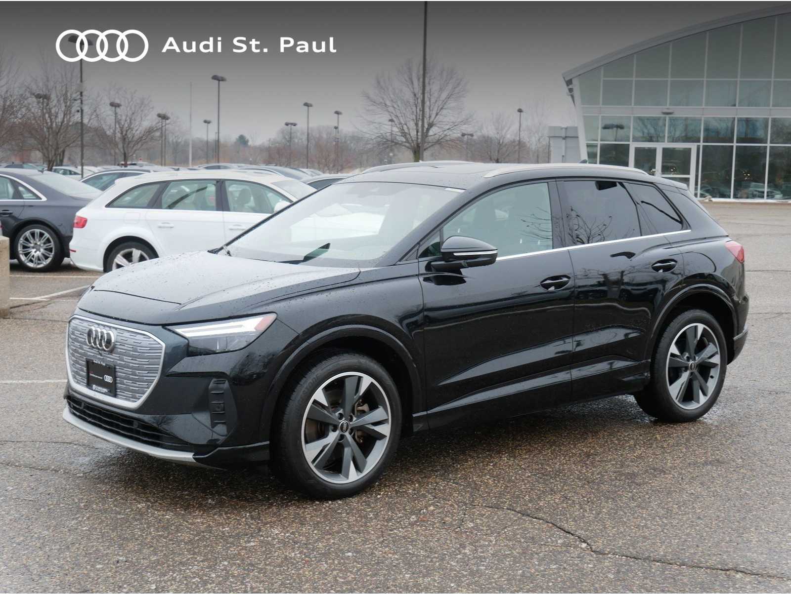 2022 Audi Q4 e-tron Premium Plus's photo