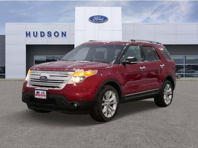 2015 Ford Explorer XLT's photo