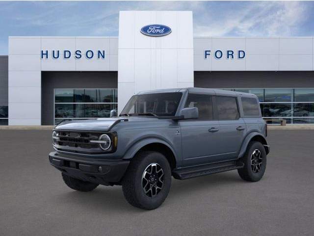 2025 Ford Bronco 4-Door Outer Banks's photo