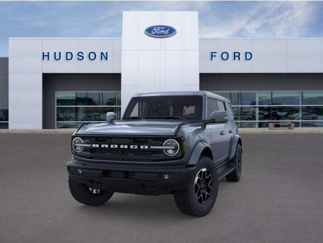 2025 Ford Bronco 4-Door Outer Banks's photo