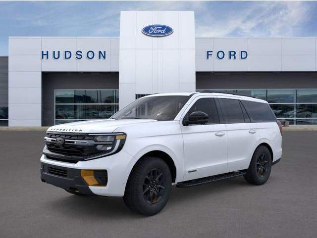 2025 Ford Expedition Tremor's photo