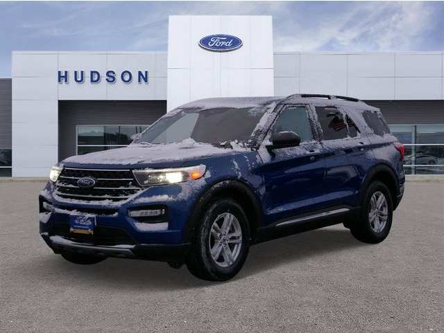 2022 Ford Explorer XLT's photo