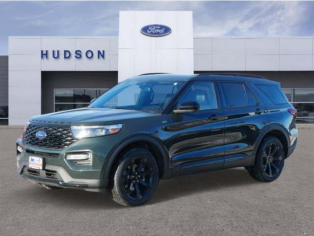 2023 Ford Explorer ST-LINE