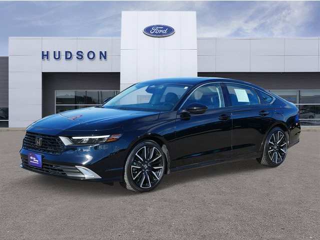 2023 Honda Accord Hybrid Touring's photo