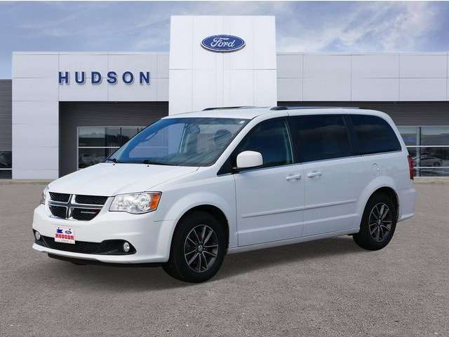 2017 Dodge Grand Caravan SXT's photo