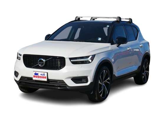 2021 Volvo XC40 T5 R-Design -
                Hudson, WI