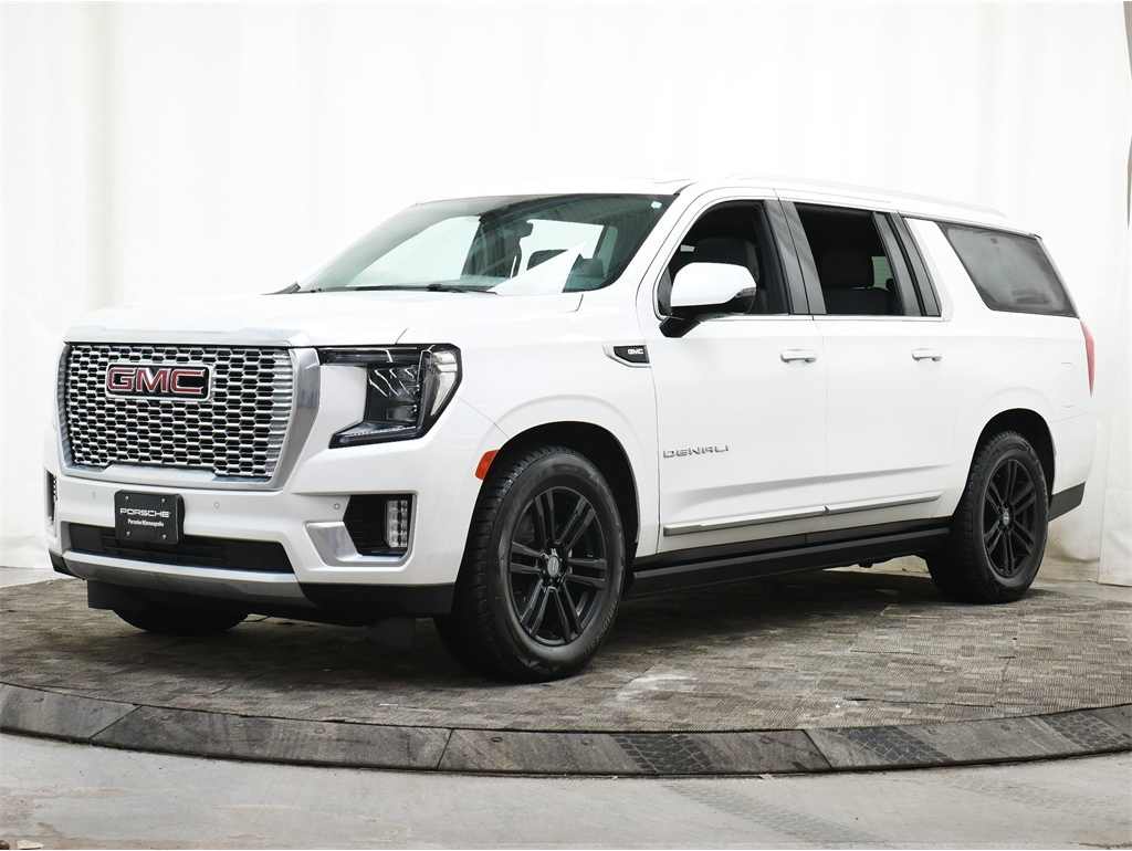 2021 GMC Yukon XL Denali's photo