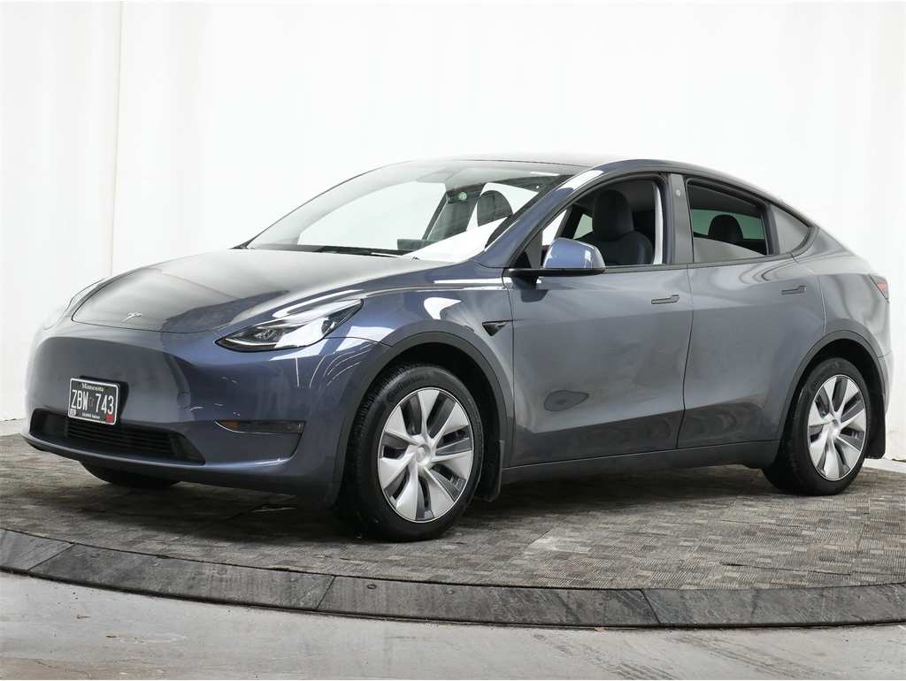 2023 Tesla Model Y Long Range's photo